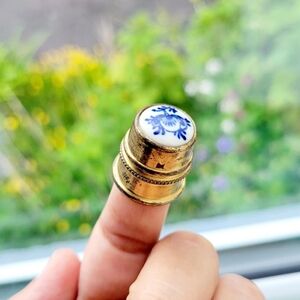 Vintage Ornate Gold & Blue Painted Floral Thimble